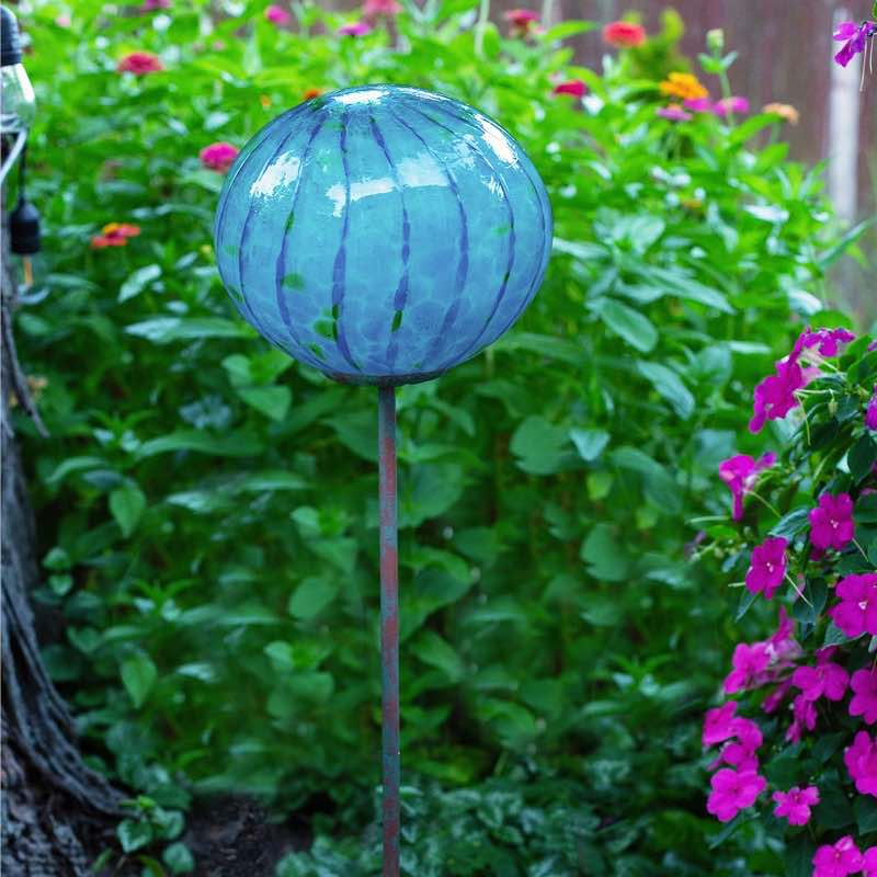 Solar Elliptical Lollipop Globe Stake (Blue)